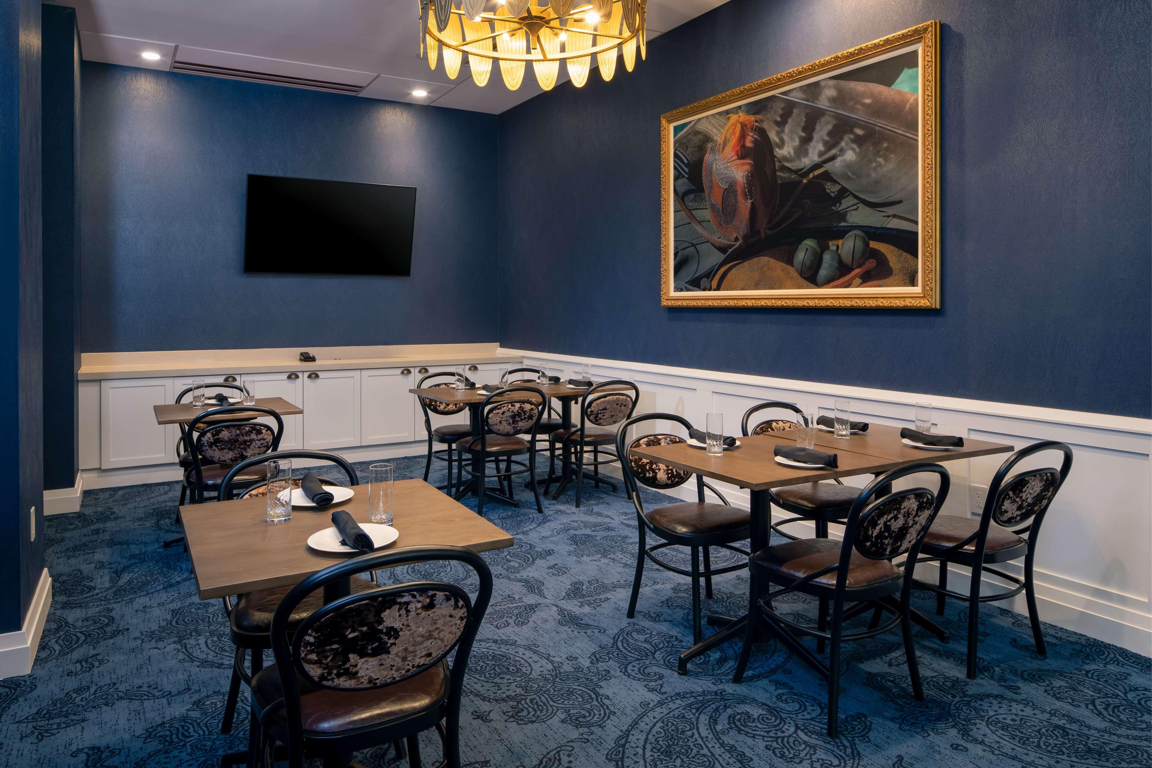 ホテル The Peregrine Omaha Downtown Curio Collection By Hilton エクステリア 写真