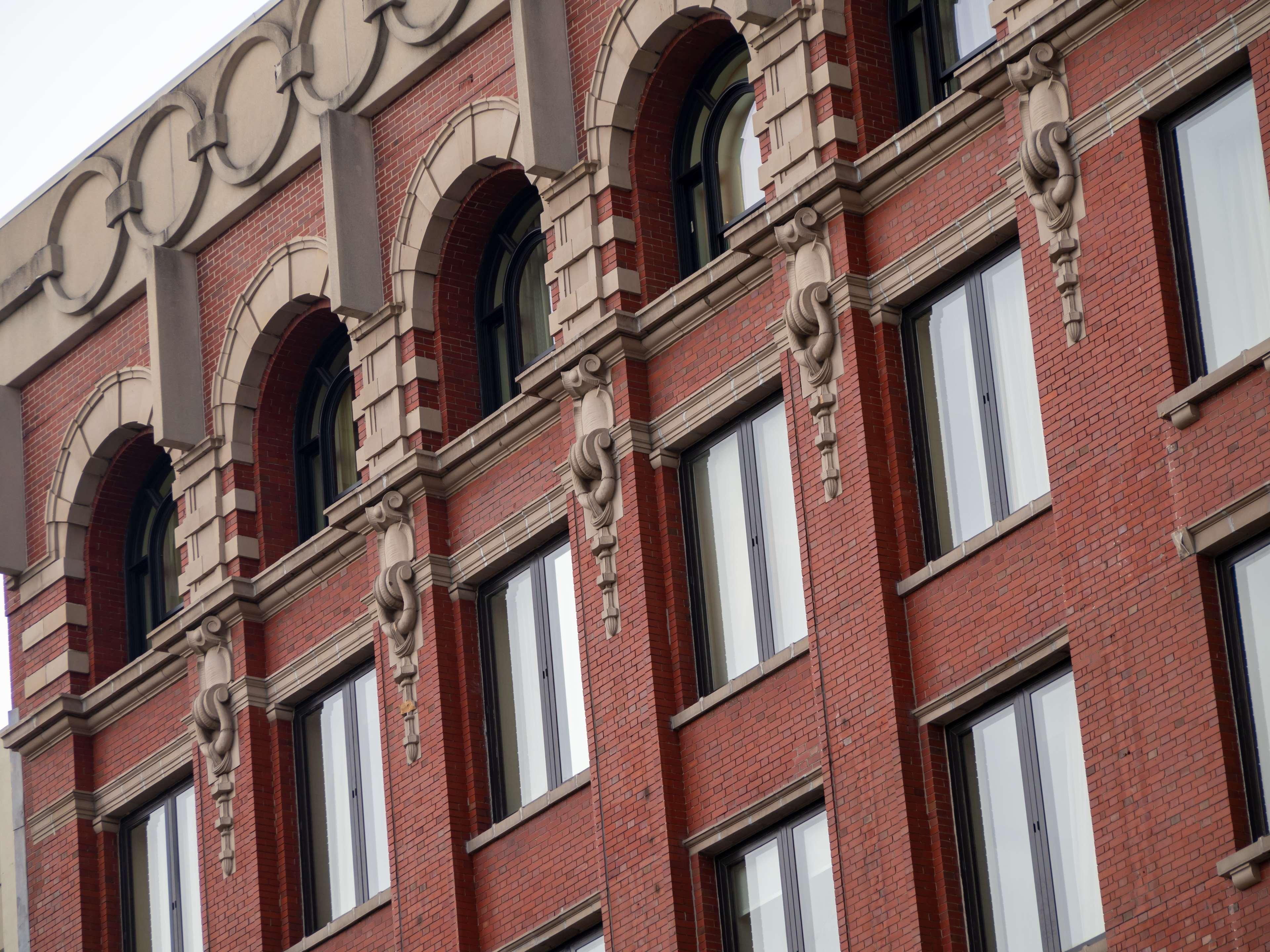 ホテル The Peregrine Omaha Downtown Curio Collection By Hilton エクステリア 写真