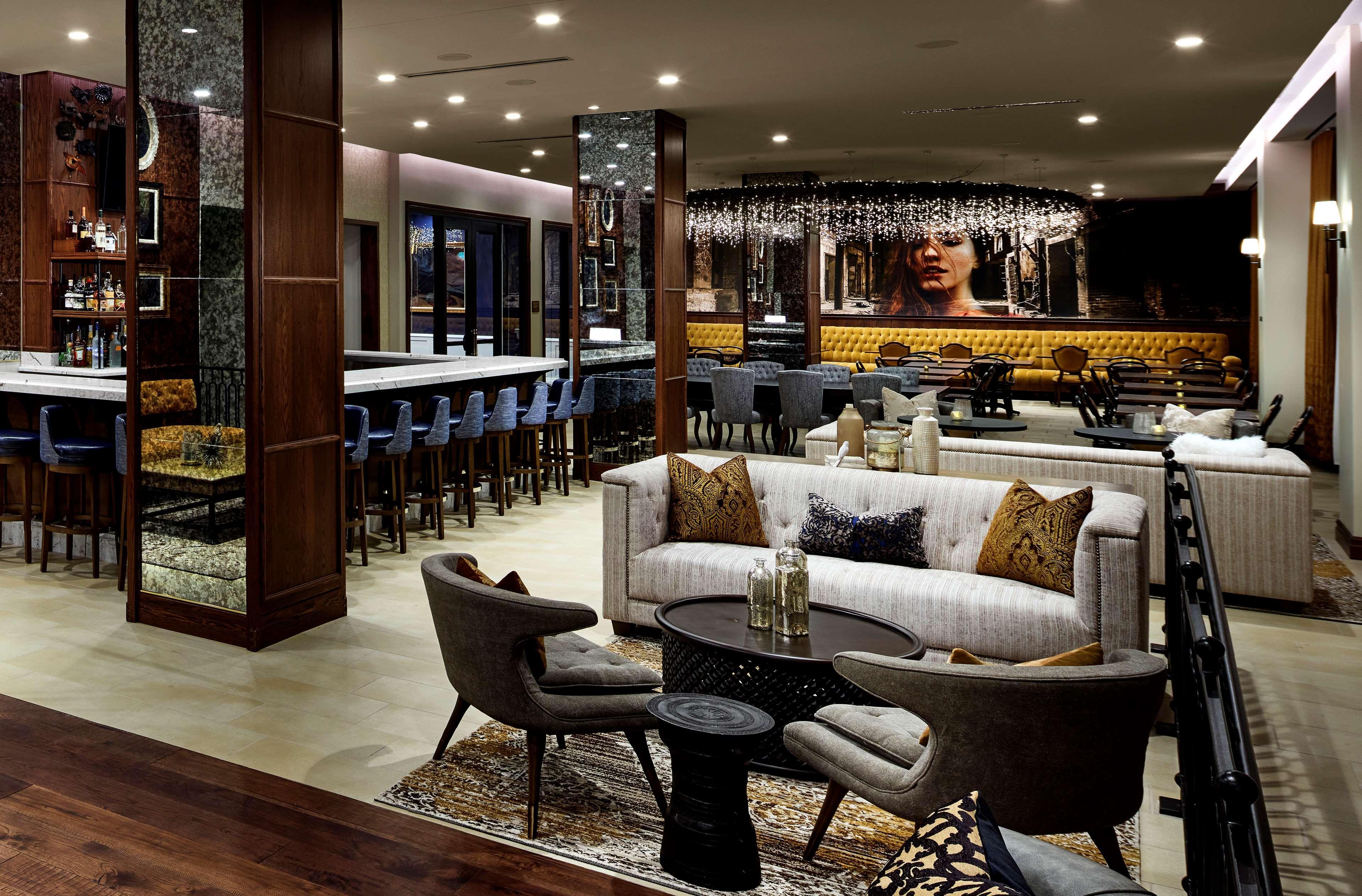 ホテル The Peregrine Omaha Downtown Curio Collection By Hilton エクステリア 写真