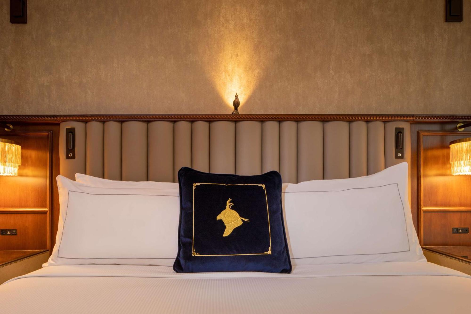ホテル The Peregrine Omaha Downtown Curio Collection By Hilton エクステリア 写真