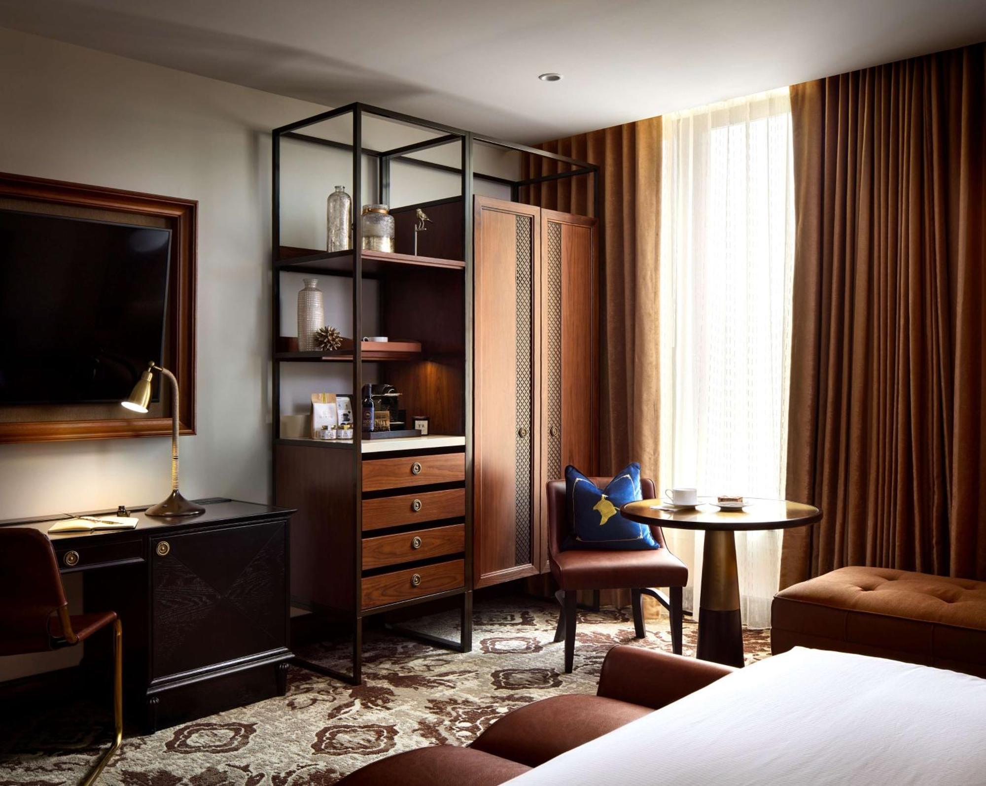 ホテル The Peregrine Omaha Downtown Curio Collection By Hilton エクステリア 写真